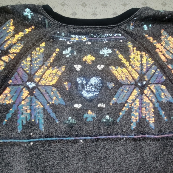 ❄️ PINK Iridescent Snowflake Sweater - Picture 5 of 6